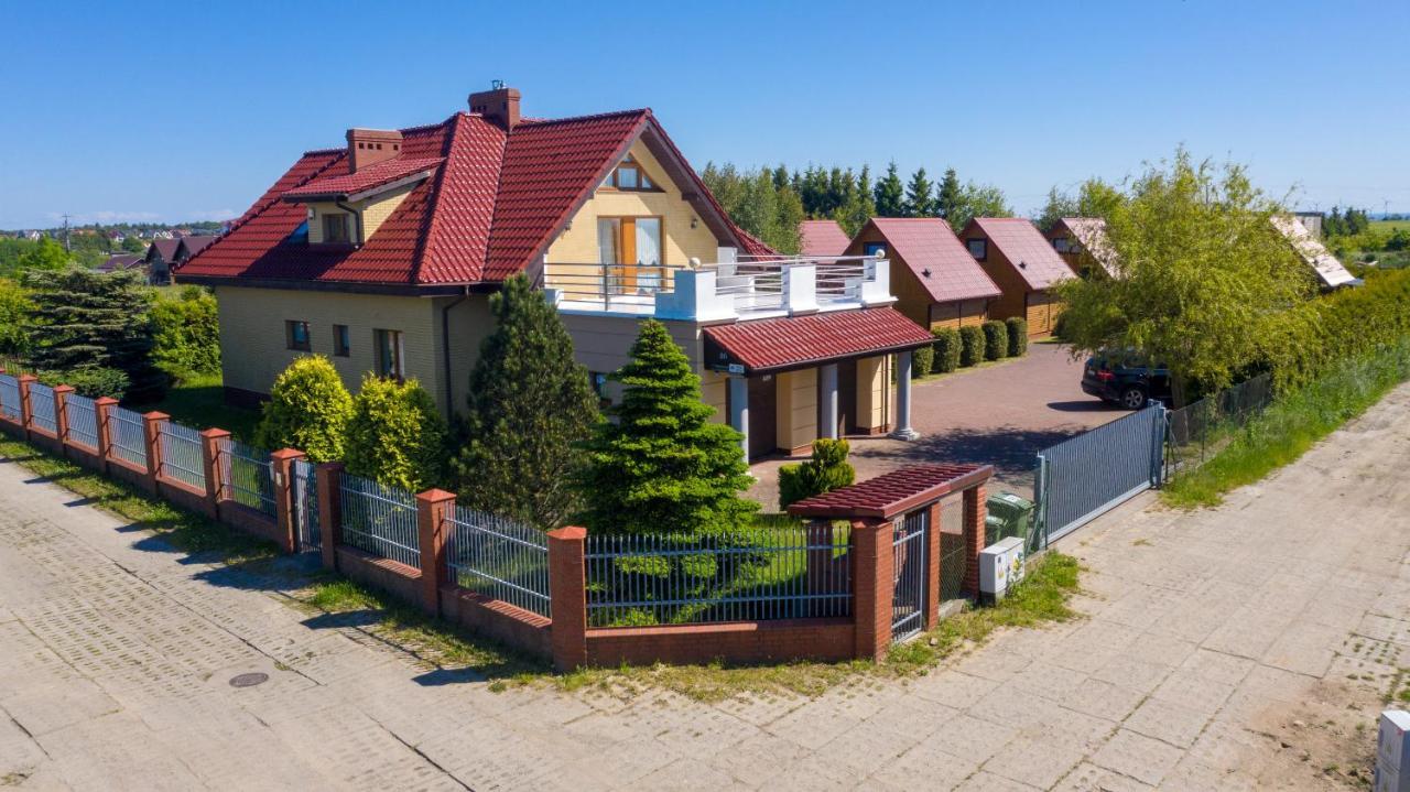 Willa Edi Władysławowo Екстериор снимка